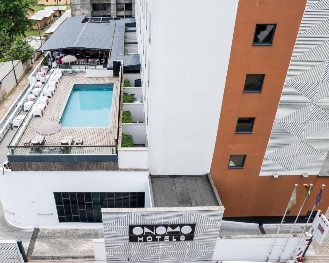 Onomo Hotel Дуала Екстериор снимка