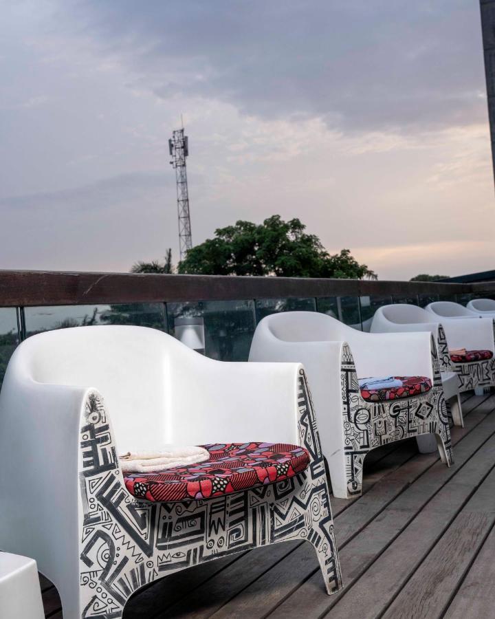 Onomo Hotel Дуала Екстериор снимка