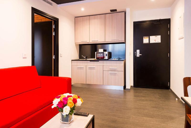 Onomo Hotel Дуала Екстериор снимка